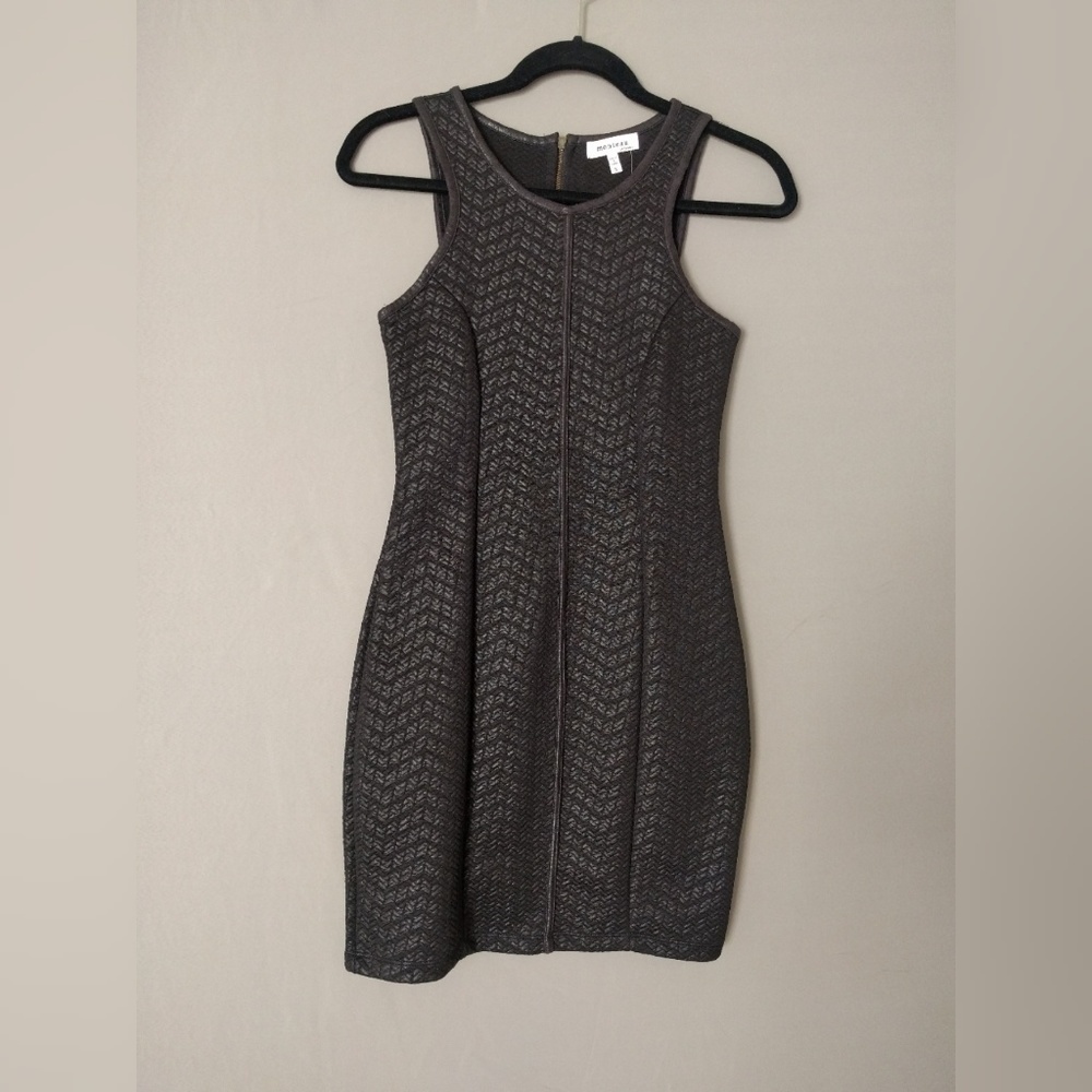 Fitted black dress